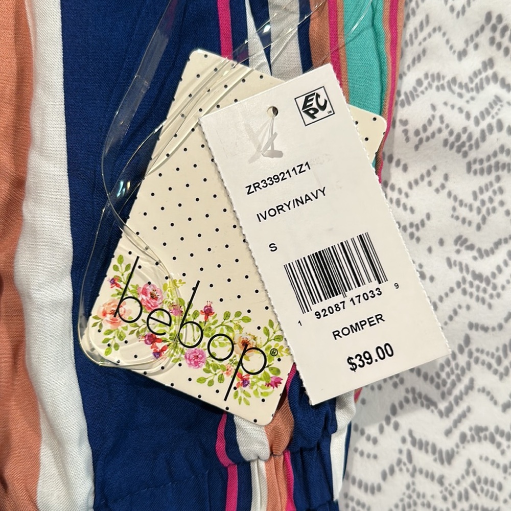 Multicolor Romper - Picture 6 of 6